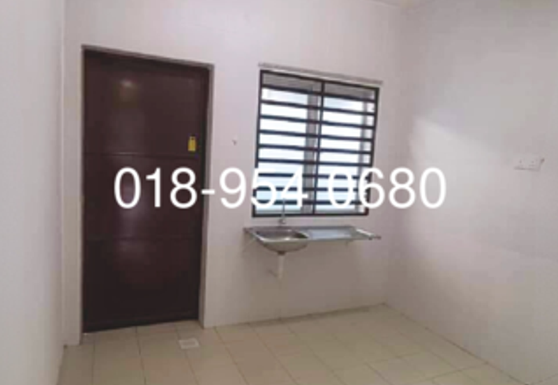 Rumah Teres Setingkat, Taman Pengkalan Pertama, Station 18, Lahat