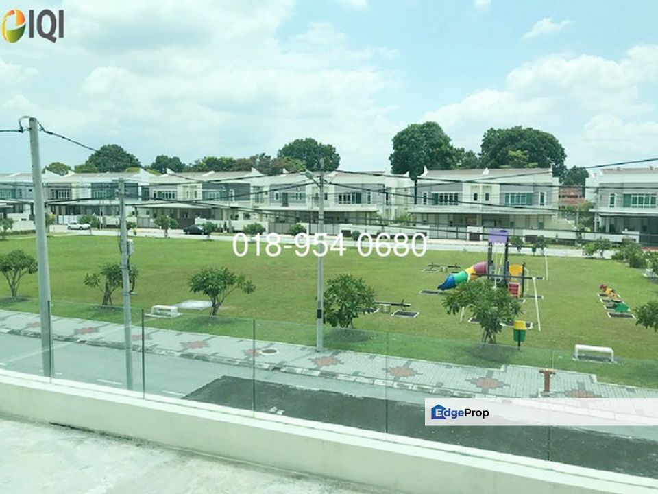 Tasek Square Double Storey FREEHOLD Semi D, Tasek, Ipoh, Perak, Ipoh