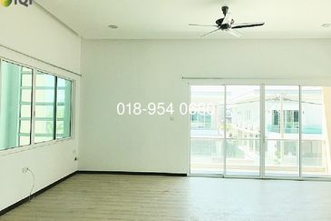 Tasek Square Double Storey FREEHOLD Semi D, Tasek, Ipoh