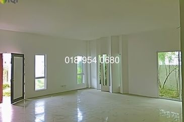  3 Storey Semi D @ Tasek Square【 FREEHOLD, BELOW MARKET PRICE 】