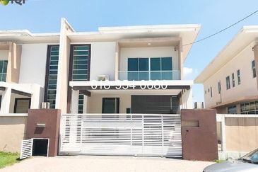 Tasek Square Double Storey FREEHOLD Semi D, Tasek, Ipoh