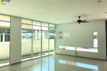 Tasek Square Double Storey FREEHOLD Semi D, Tasek, Ipoh