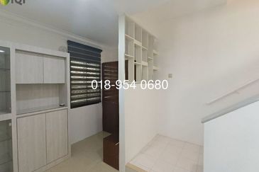 Meru Valley Hill Top Double Storey Corner House