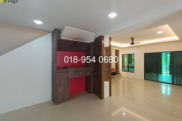 Meru Valley Hill Top Double Storey Corner House