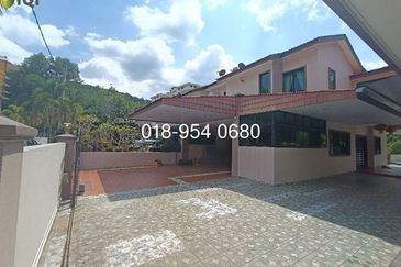 Meru Valley Hill Top Double Storey Corner House