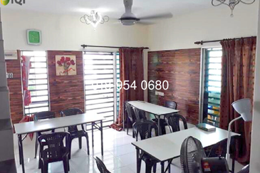 Rumah Corner Rumah 1.5 Tingkat, Taman Puteri Lindungan Bintang, ipoh
