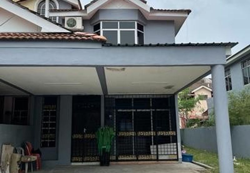 Double Storey Endlot Freehold Great Community Sell Below Market Price