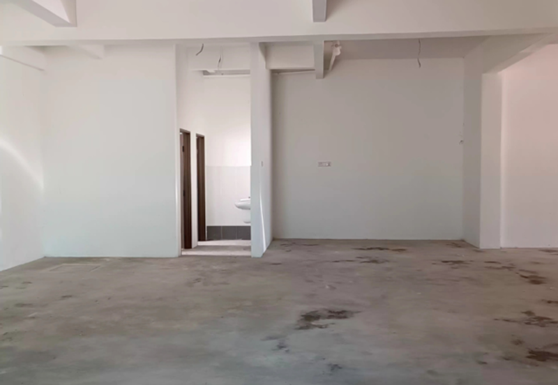 Ground Floor CORNER Commercial Lot @ Kampar Putra BELOW MARKET VALUE 20%