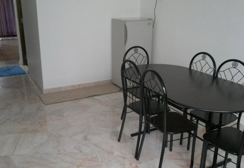  Rumah Setingkat Pengkalan Taman Puteri Lindungan Bulan