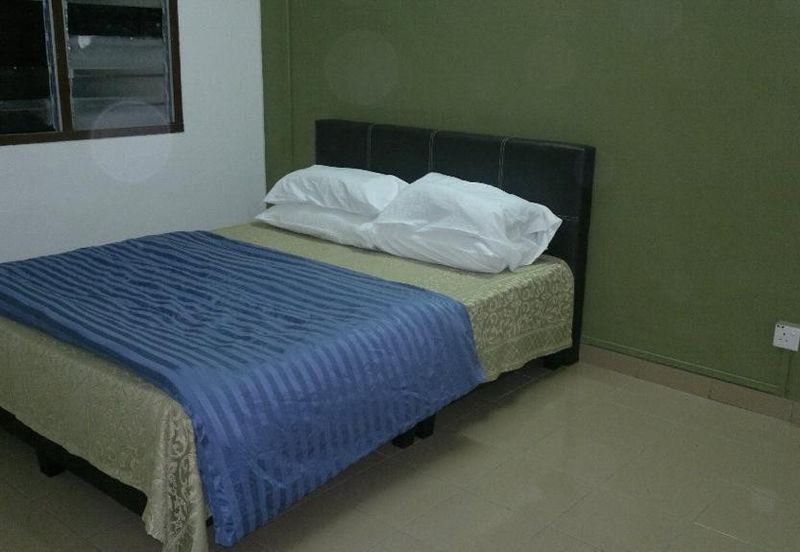  Rumah Setingkat Pengkalan Taman Puteri Lindungan Bulan