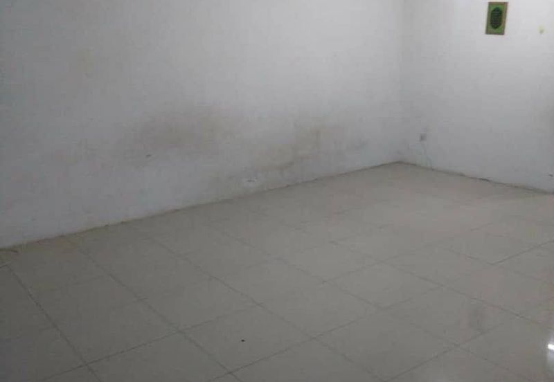 Double Storey Taman Lintang Makmur, Well-Kept Condition