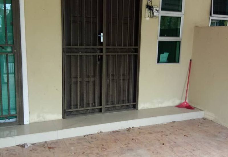 Double Storey Taman Lintang Makmur, Well-Kept Condition