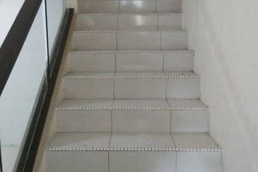 Double Storey Taman Lintang Makmur, Well-Kept Condition