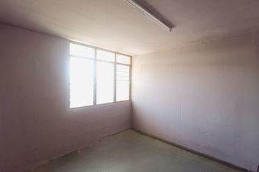 Flat Pakatan Bercham