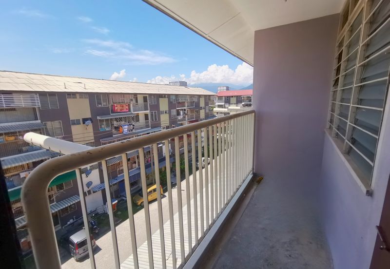 Flat Pakatan Bercham