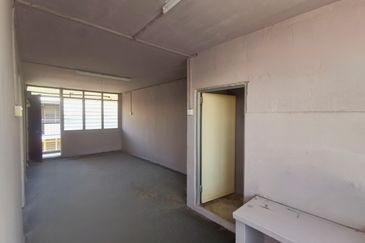 Flat Pakatan Bercham