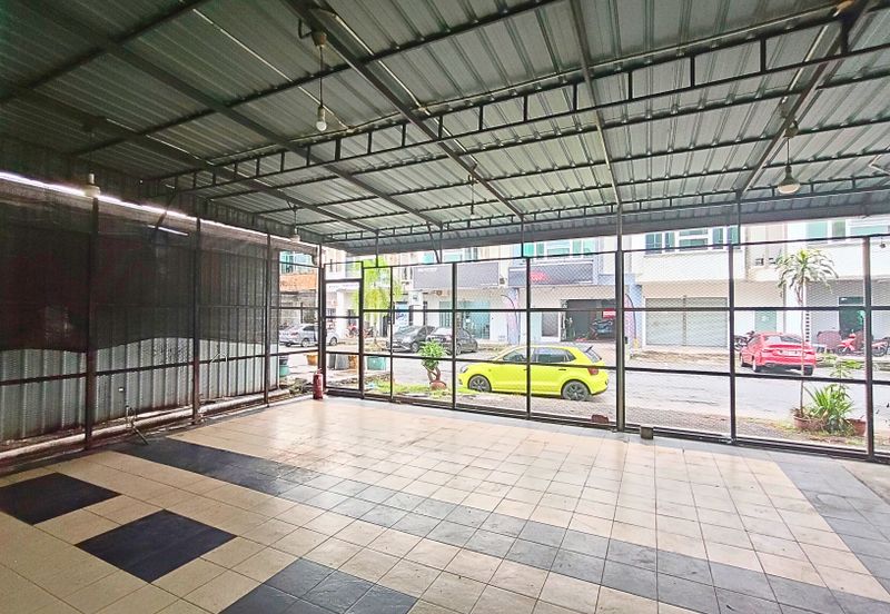 Bandar Meru Raya 3 Storey Semi D Shoplot For SALE