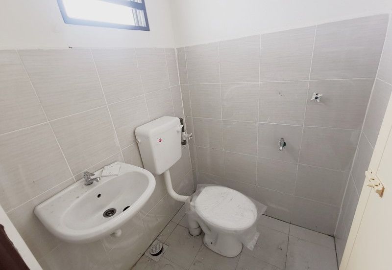 Rumah Setingkat Taman Gopeng Perdana