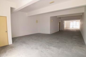 3 Storey Shoplot @ Bandar Meru Raya (Freehold)