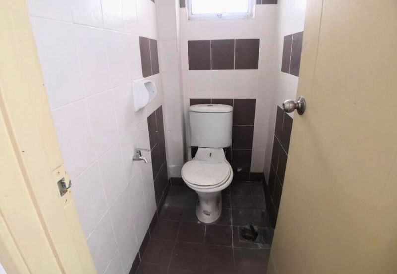 3 Storey Shoplot @ Bandar Meru Raya (Freehold)