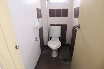 3 Storey Shoplot @ Bandar Meru Raya (Freehold)