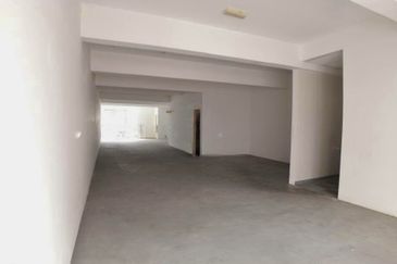 3 Storey Shoplot @ Bandar Meru Raya (Freehold)