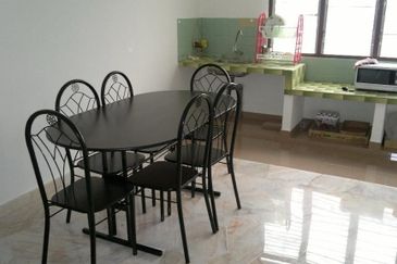 TAMAN PUTERI LINDUNGAN BULAN