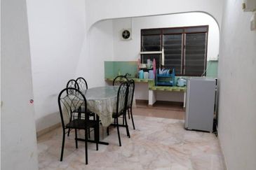 TAMAN PUTERI LINDUNGAN BULAN