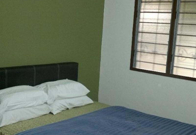 TAMAN PUTERI LINDUNGAN BULAN