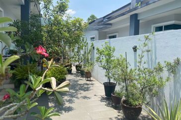 Arena Tasek Putra (Tasek Nova)