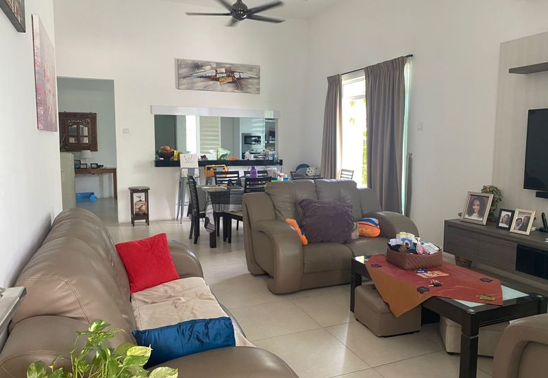 Arena Tasek Putra (Tasek Nova)