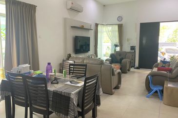 Arena Tasek Putra (Tasek Nova)