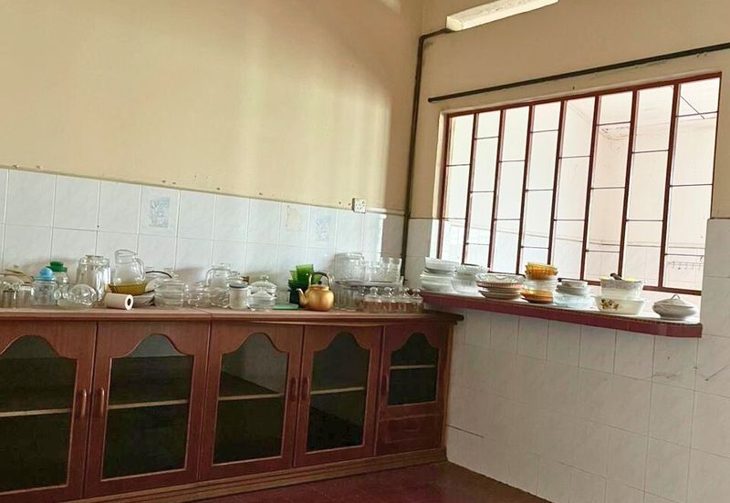 Taman Ipoh Jaya Rumah Teres 2 Tingkat, Gunung Rapat