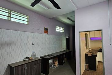 Arena Tasek Putra (Tasek Nova)