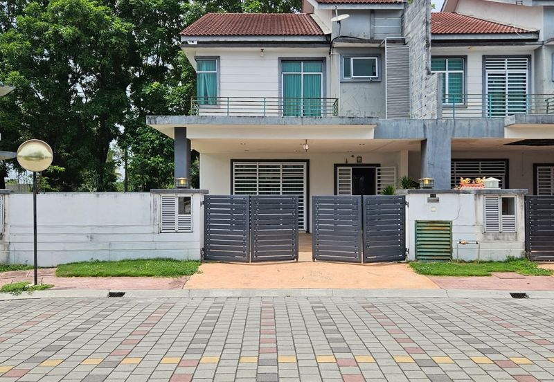 Arena Tasek Putra (Tasek Nova)