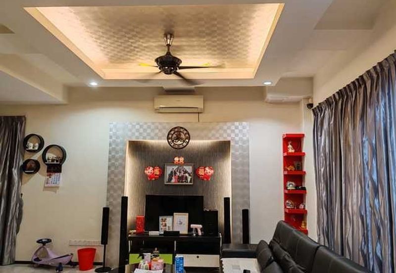 Pengkalan Tiara, Double Storey Corner House, Gated Guarded, 2,690sqft