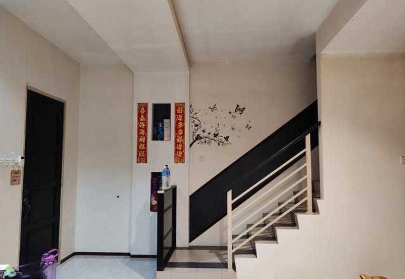 Pengkalan Tiara, Double Storey Corner House, Gated Guarded, 2,690sqft