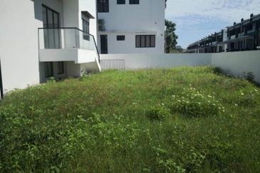 3 Storey Superlink Corner House Lapangan Perdana