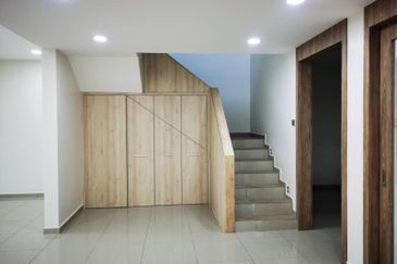 Modern Semi-D Semi D Jalan Chung Thye Phin, Ipoh