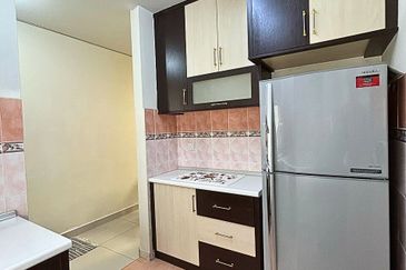 Permai Lake View Apartments