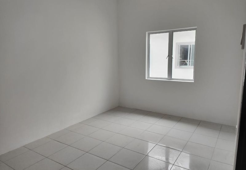 DESA PENGKALAN BERSATU