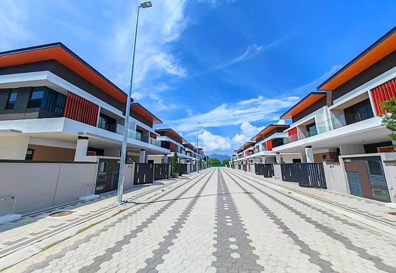 The Grand Thompson Residence