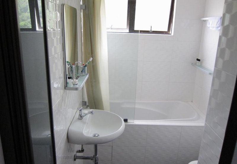 MERU VALLEY RESORT (GOLF VISTA APARTMENT