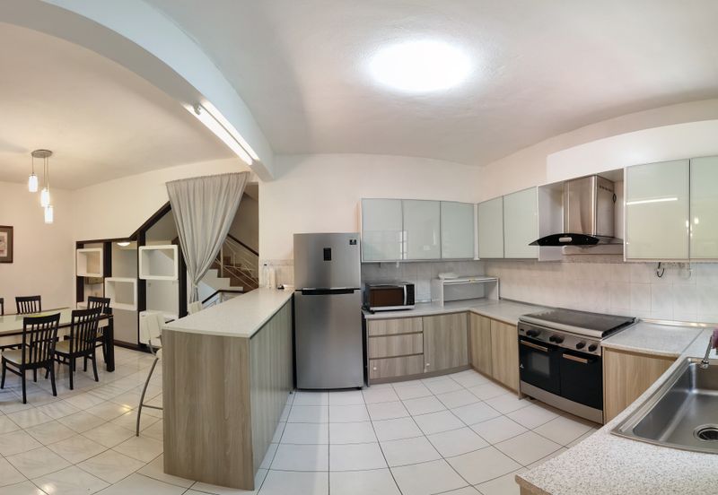 MERU VALLEY RESORT (GOLFVIEW TERRACE)