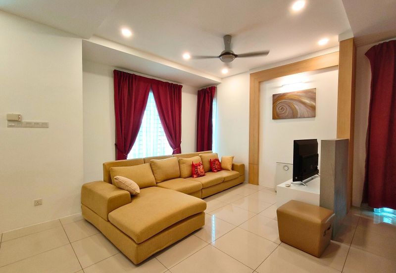 PANORAMA LAPANGAN SAUJANA (GREEN PARK)