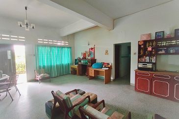 2 Storey Semi D Freehold Taman Golden Dragon Garden Kampar 金宝金龙花园