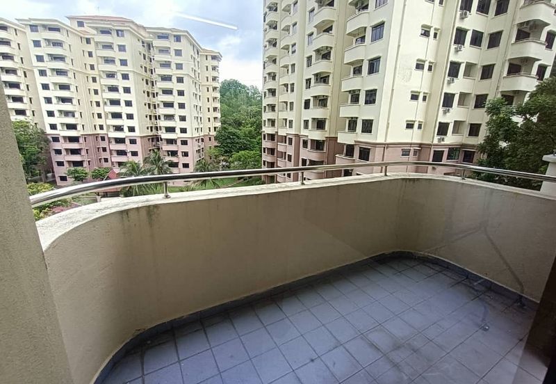 MERU VALLEY RESORT (GOLF VISTA APARTMENT