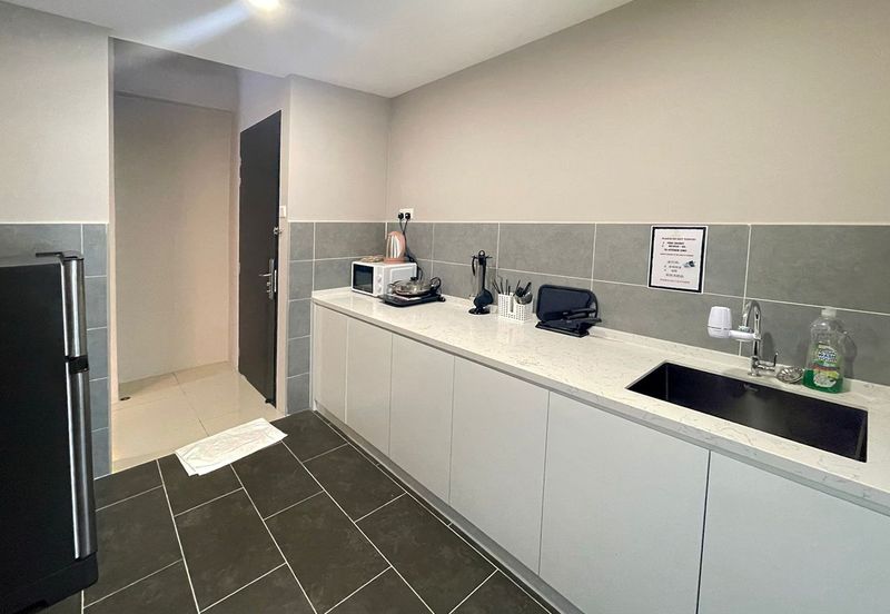 THE COVE HILLSIDE RESIDENCE