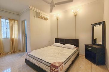 Permai Lake View Apartments