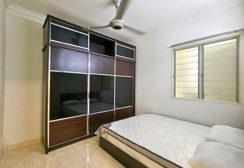 Permai Lake View Apartments